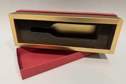 pudełko z przykrywką